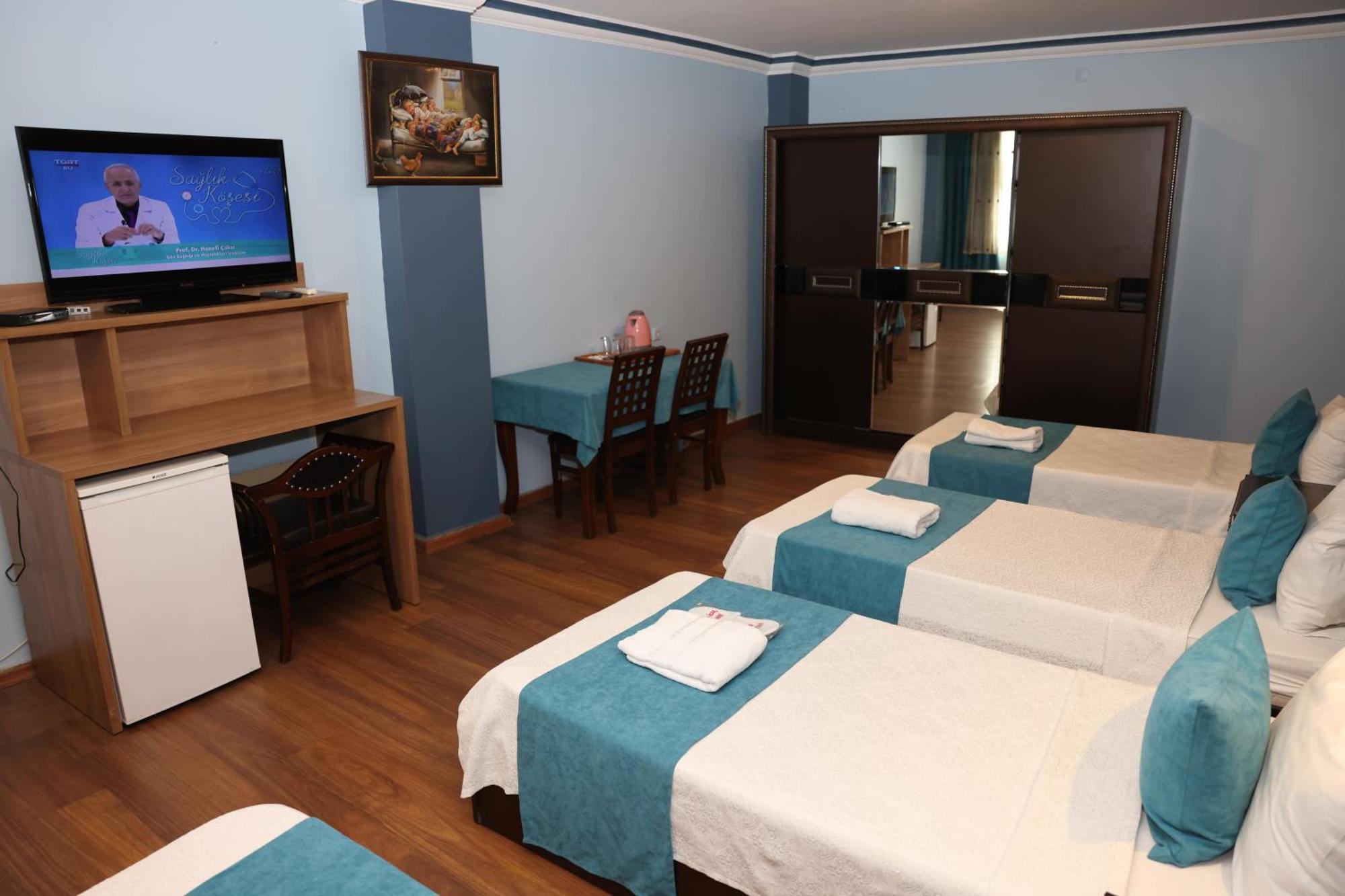 Adana Saray Hotel Exterior photo