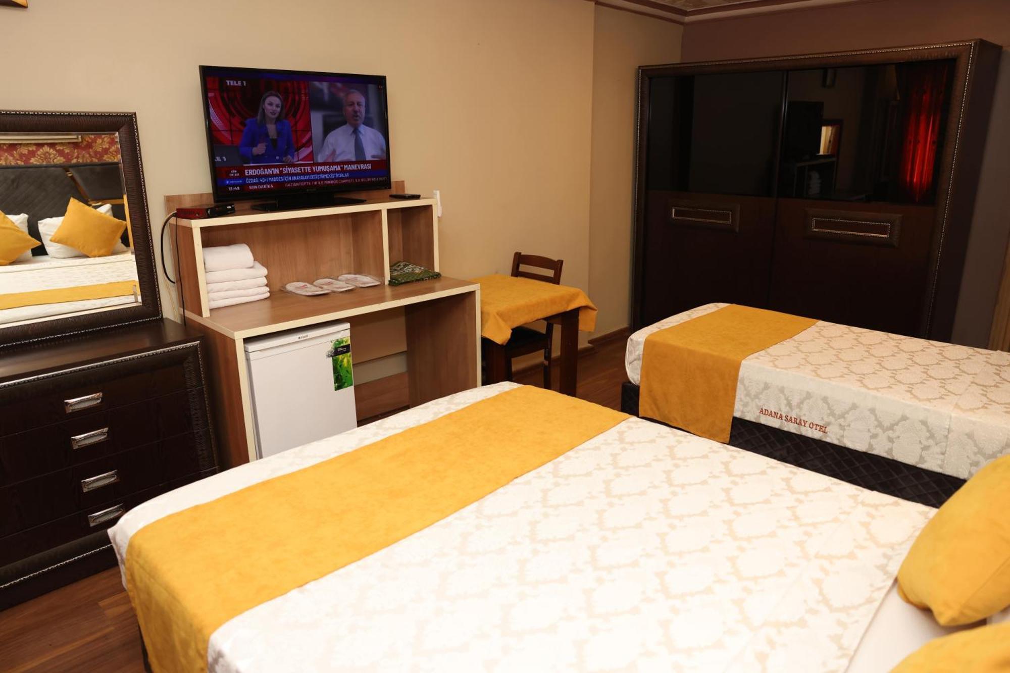 Adana Saray Hotel Exterior photo