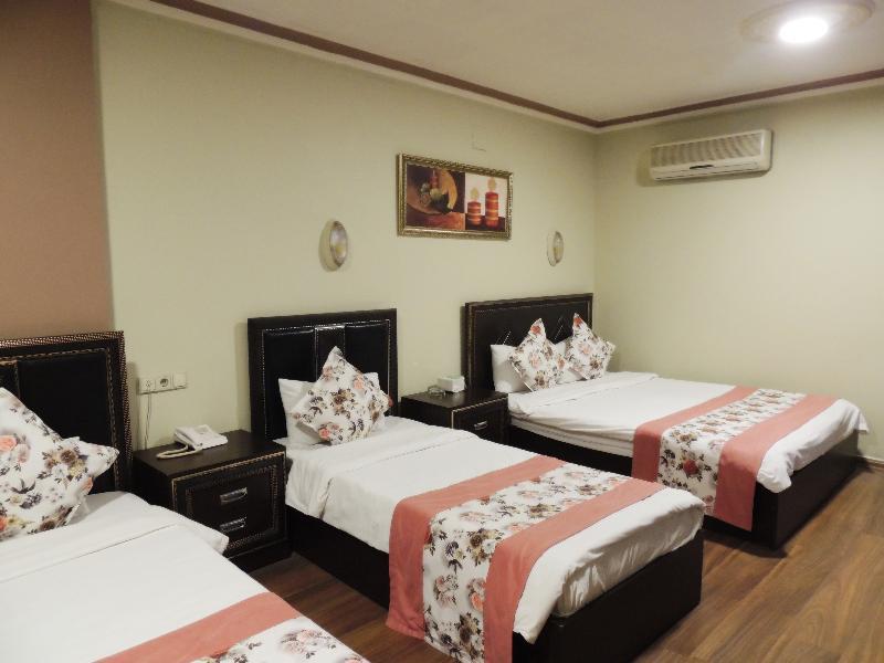 Adana Saray Hotel Exterior photo