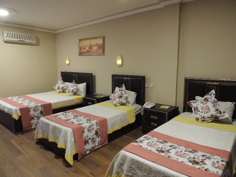 Adana Saray Hotel Exterior photo